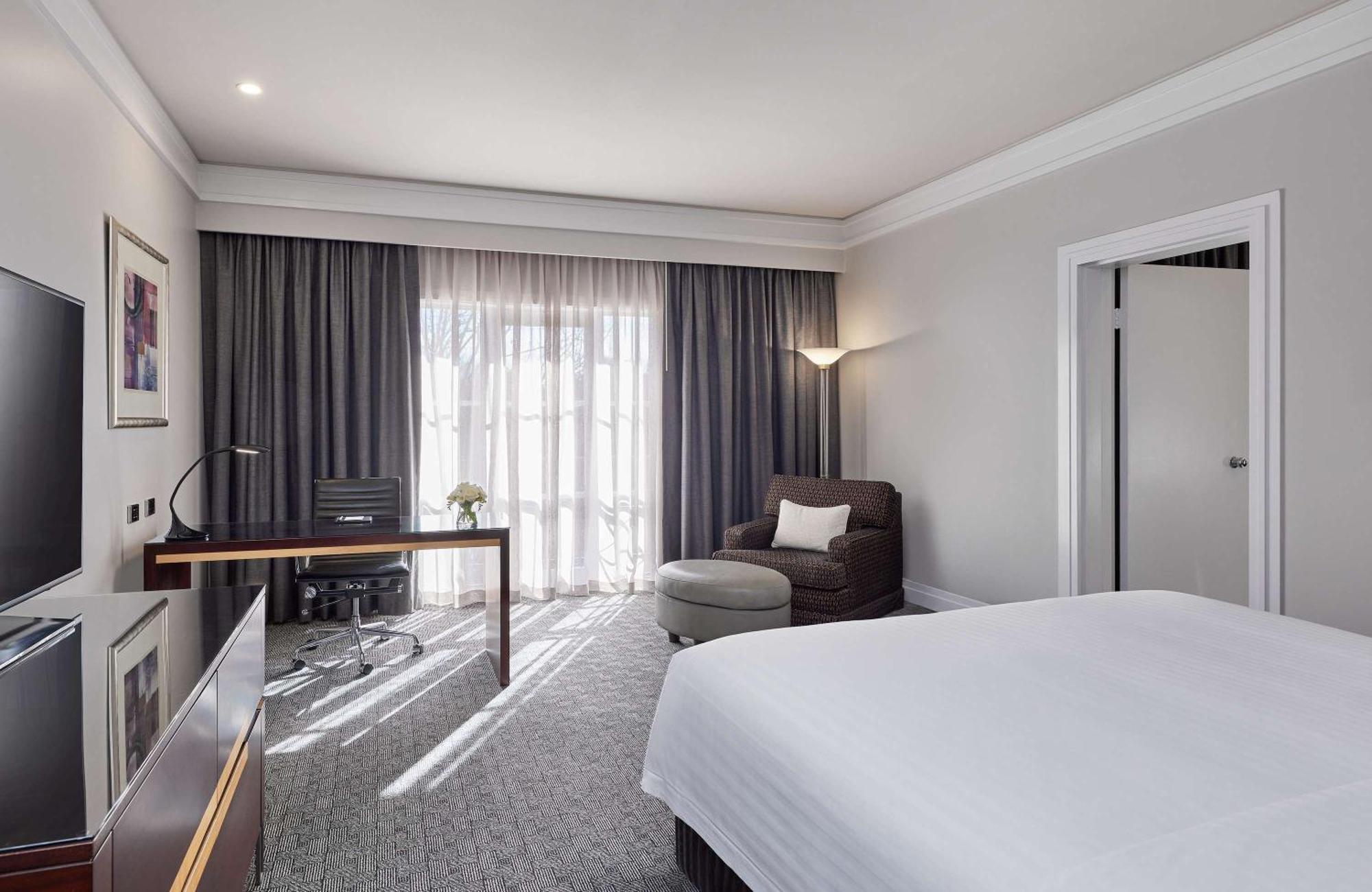 Hyatt Hotel Canberra - A Park Hyatt Hotel מראה חיצוני תמונה