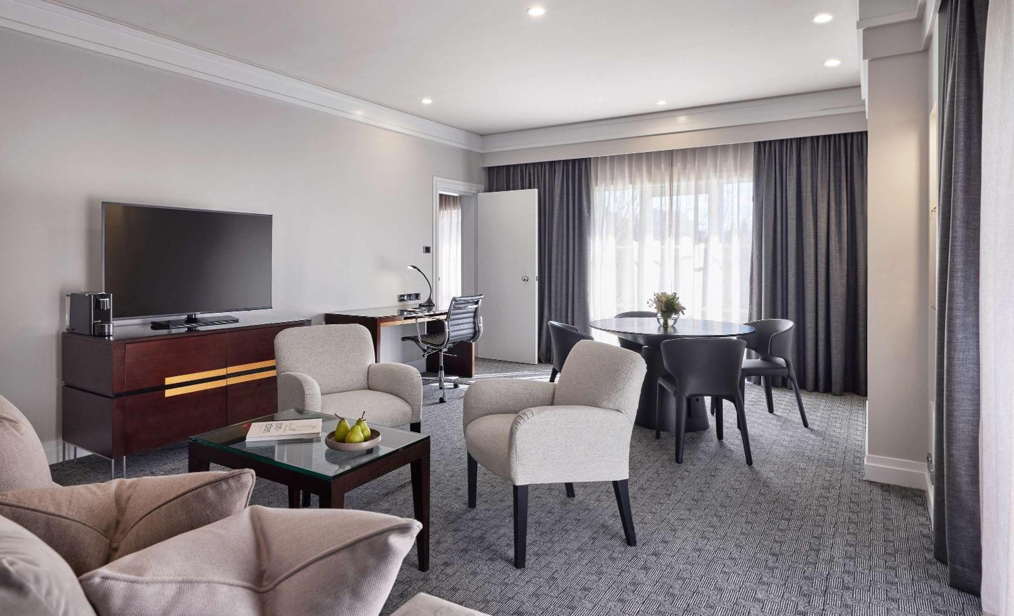 Hyatt Hotel Canberra - A Park Hyatt Hotel מראה חיצוני תמונה